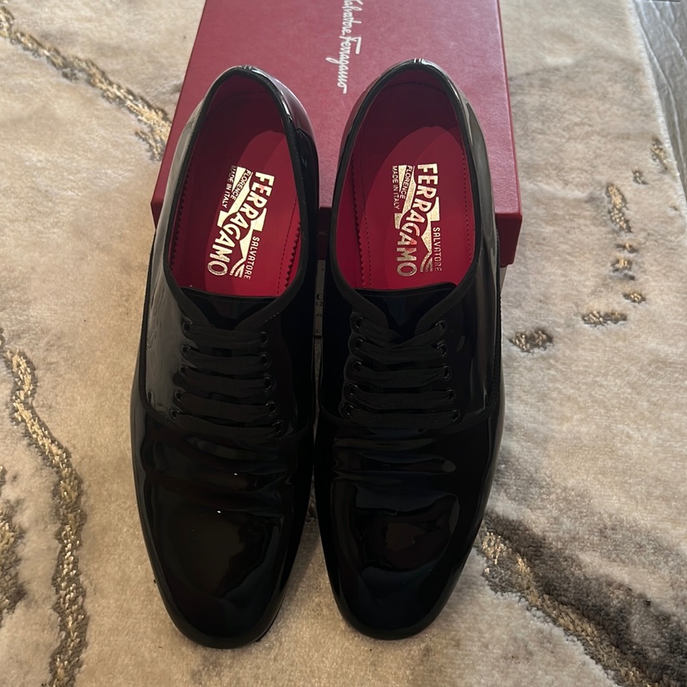 Salvatore Ferragamo Black patent dress shoe with laces